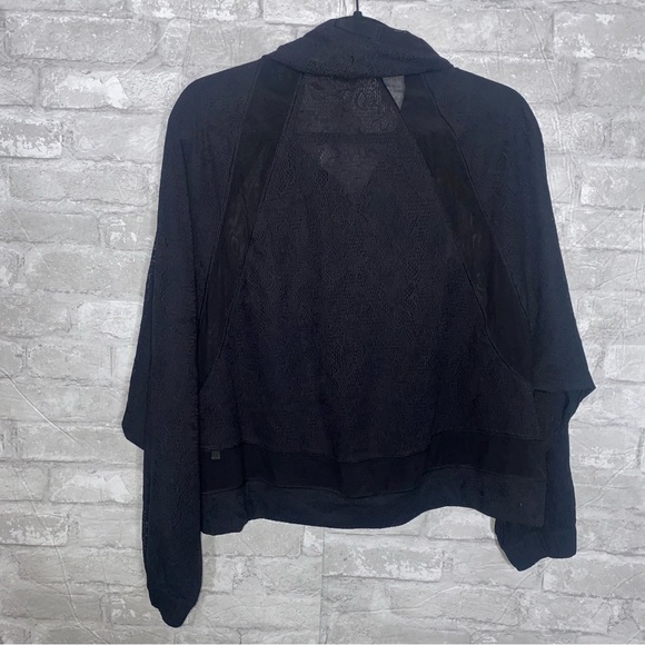 Lululemon In Depth Jacket *Lace Size 6 - Picture 6 of 6